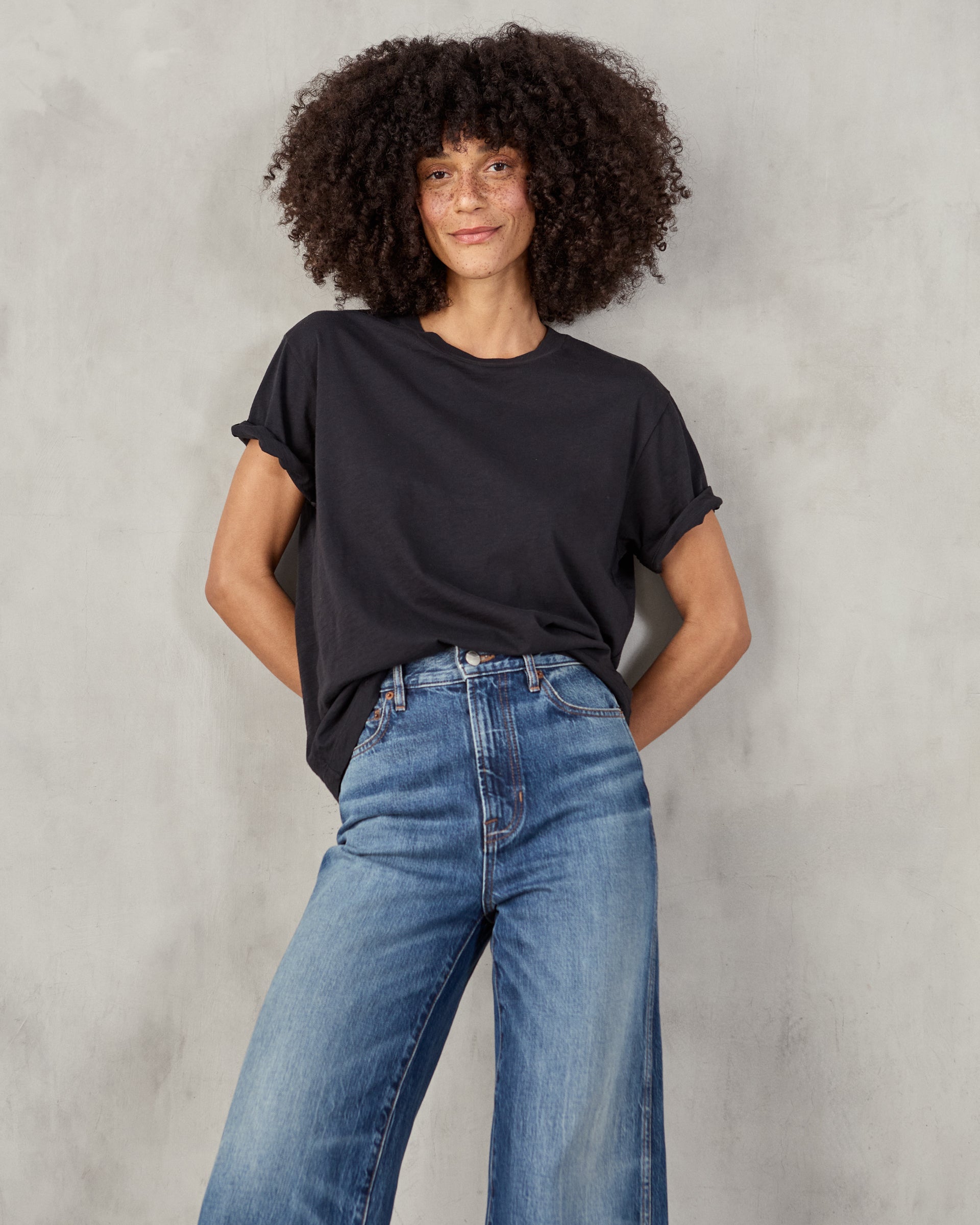 Outerknown Saltwater Slub Tee PCH-Pitch Black S