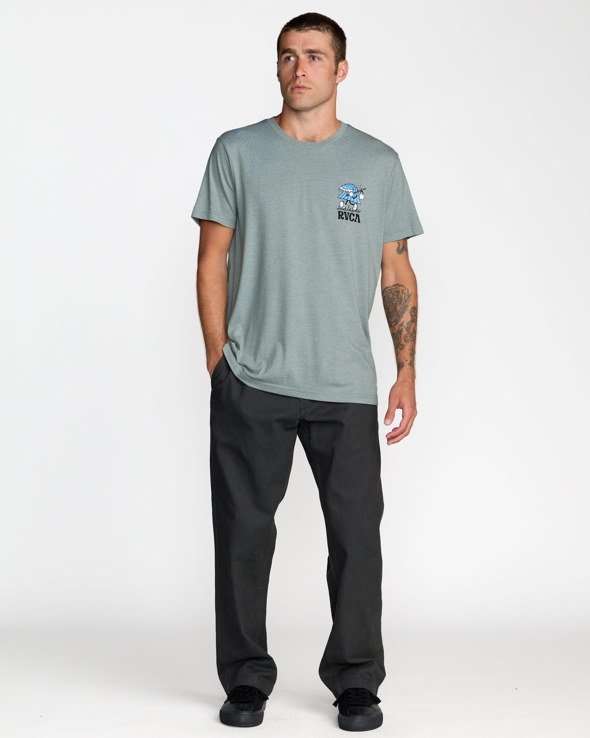 RVCA KEEP LOOKING SS LED-LEAD L