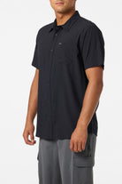 O'NEILL TRVLR PERFORATED STANDARD SS WOVEN SHIRT BLK-BLACK XL