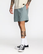 RVCA Sands Elastic 17in Short LED XL
