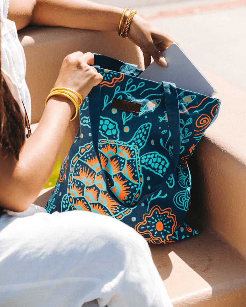 Sand Cloud Everyday Tote Reef Turtles OS