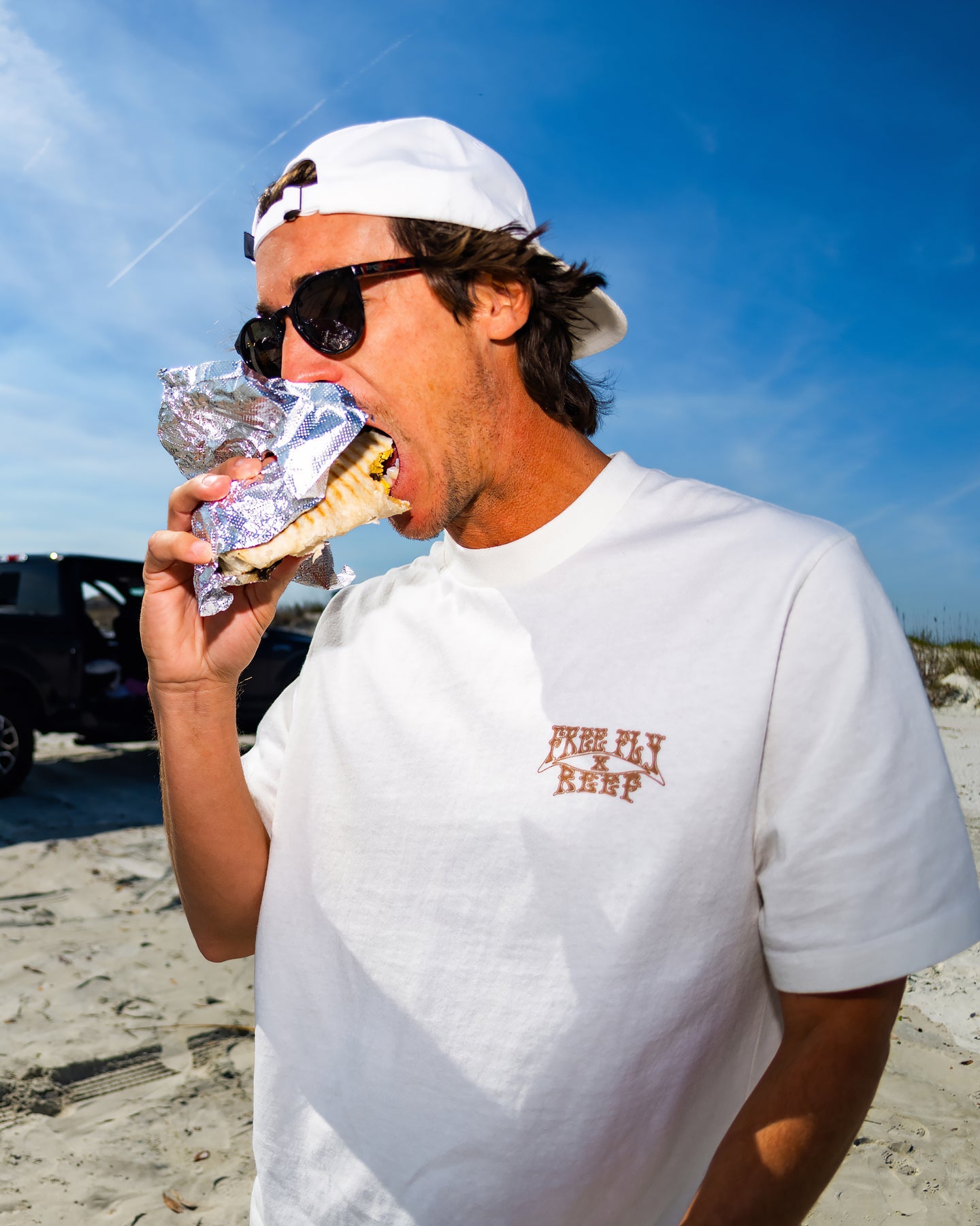 Free Fly Apparel x REEF Relaxed Tee - Shirt Bone L