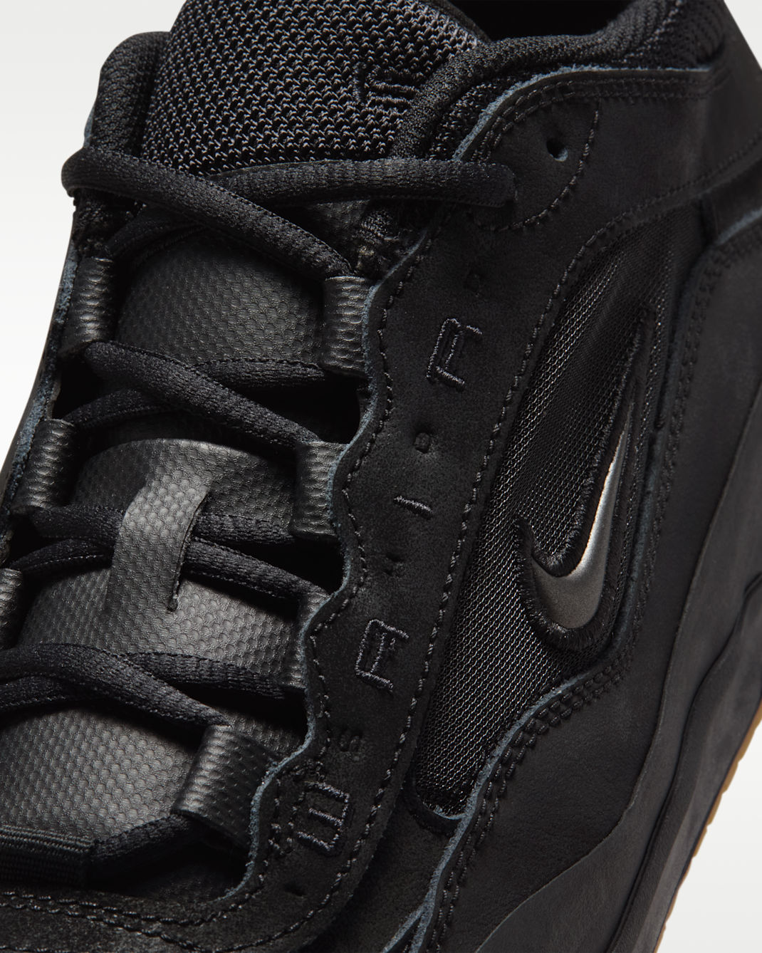 Nike Air Max Ishod 001-Black/Black 10.5