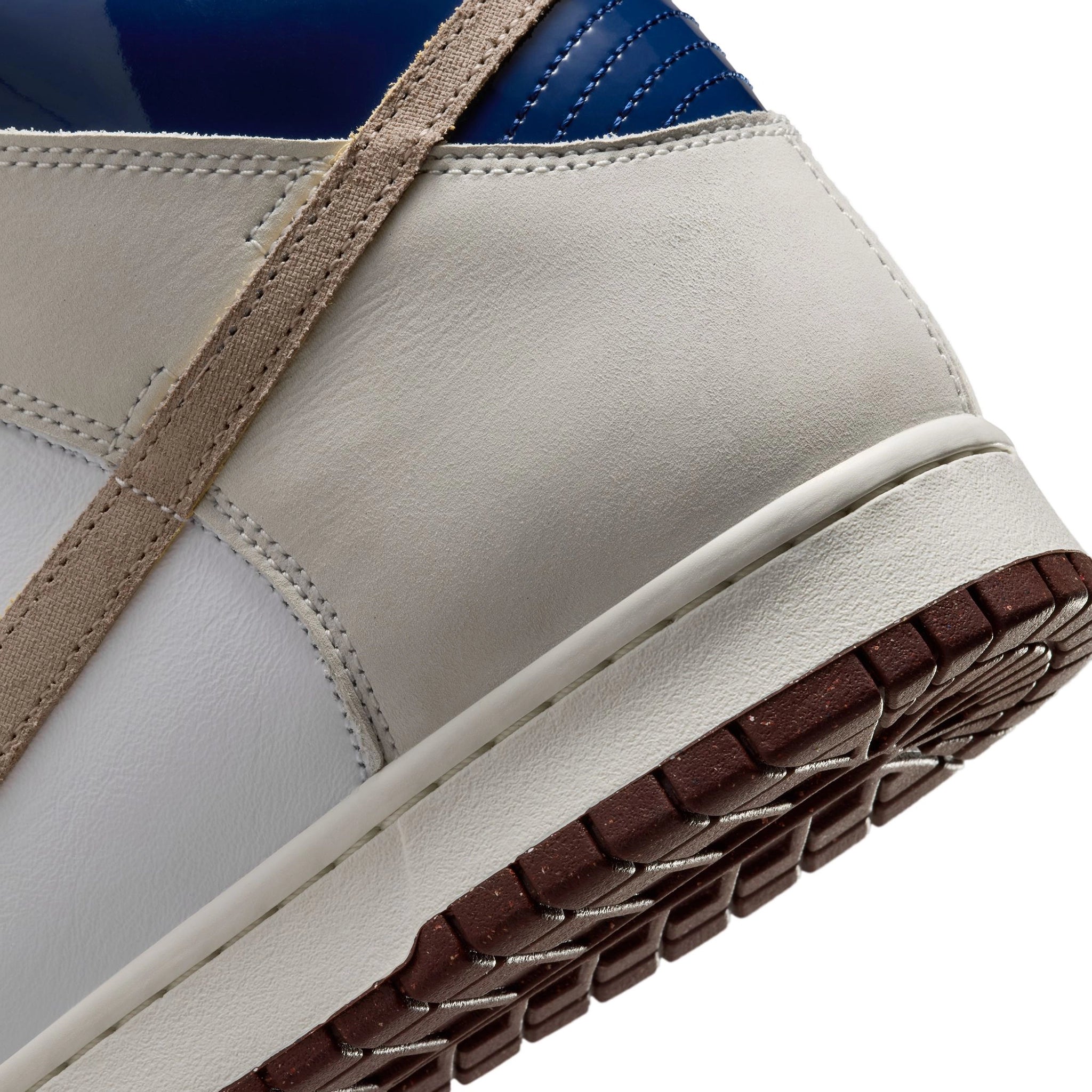 Nike SB Dunk High Pro QS 100 9.5