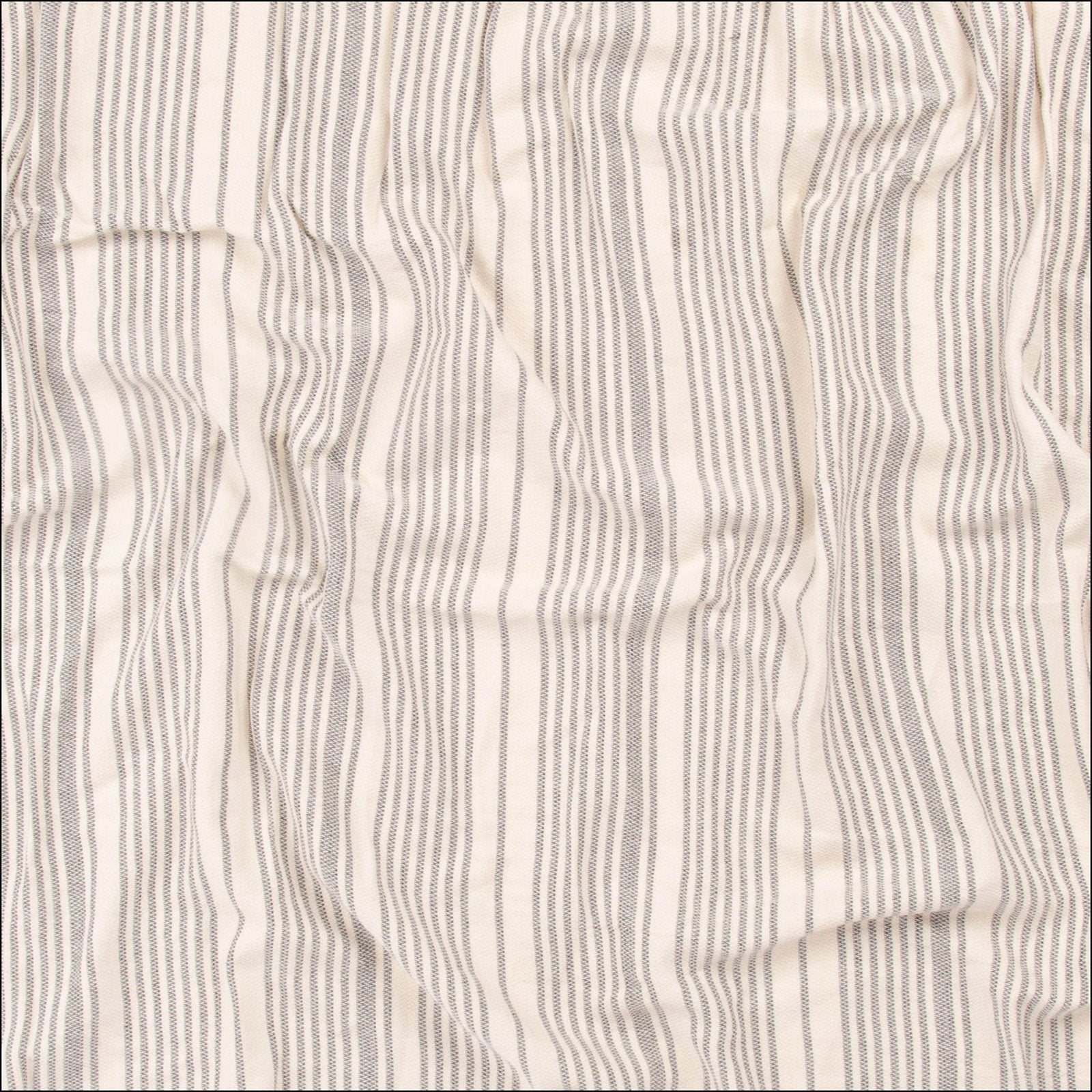 Layday Charter Towel Ash Queen
