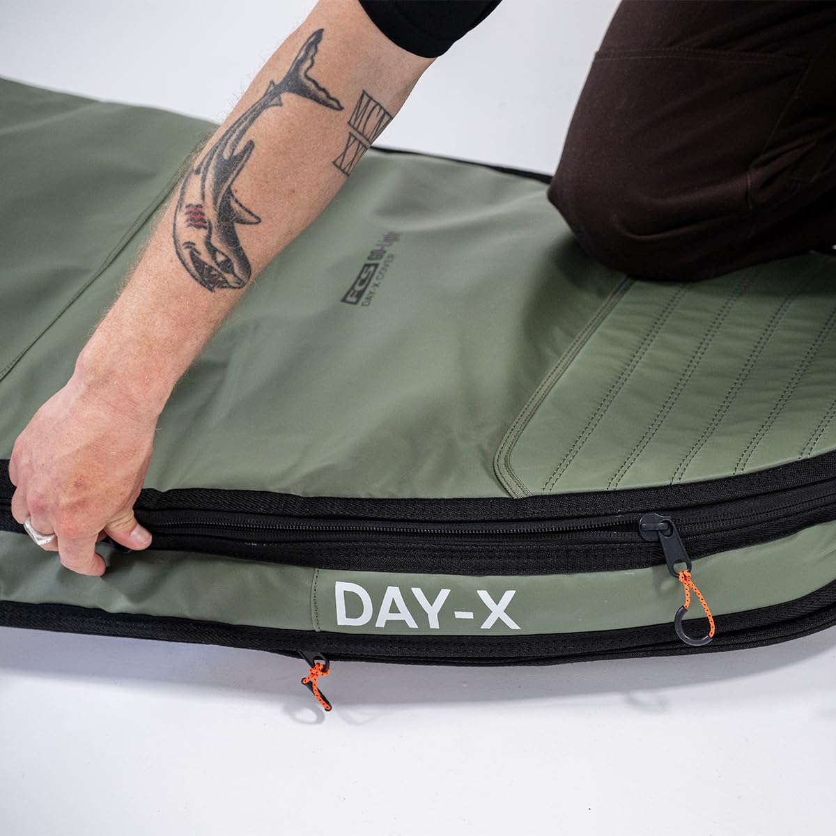 FCS Day-X Mid-Length Travel Bag Alpine 7ft6in