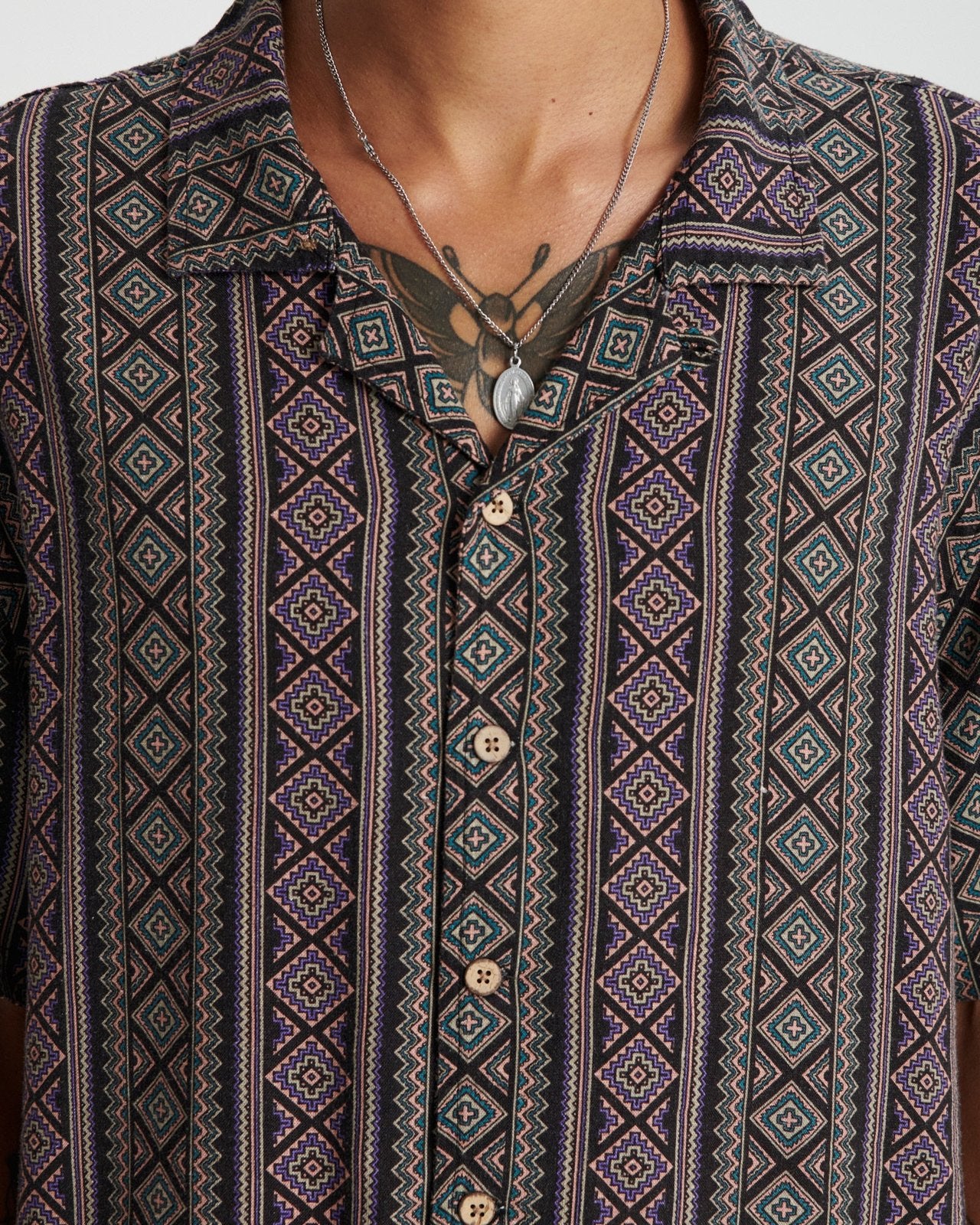 The Critical Slide Society Trader Resort Shirt BLACK M