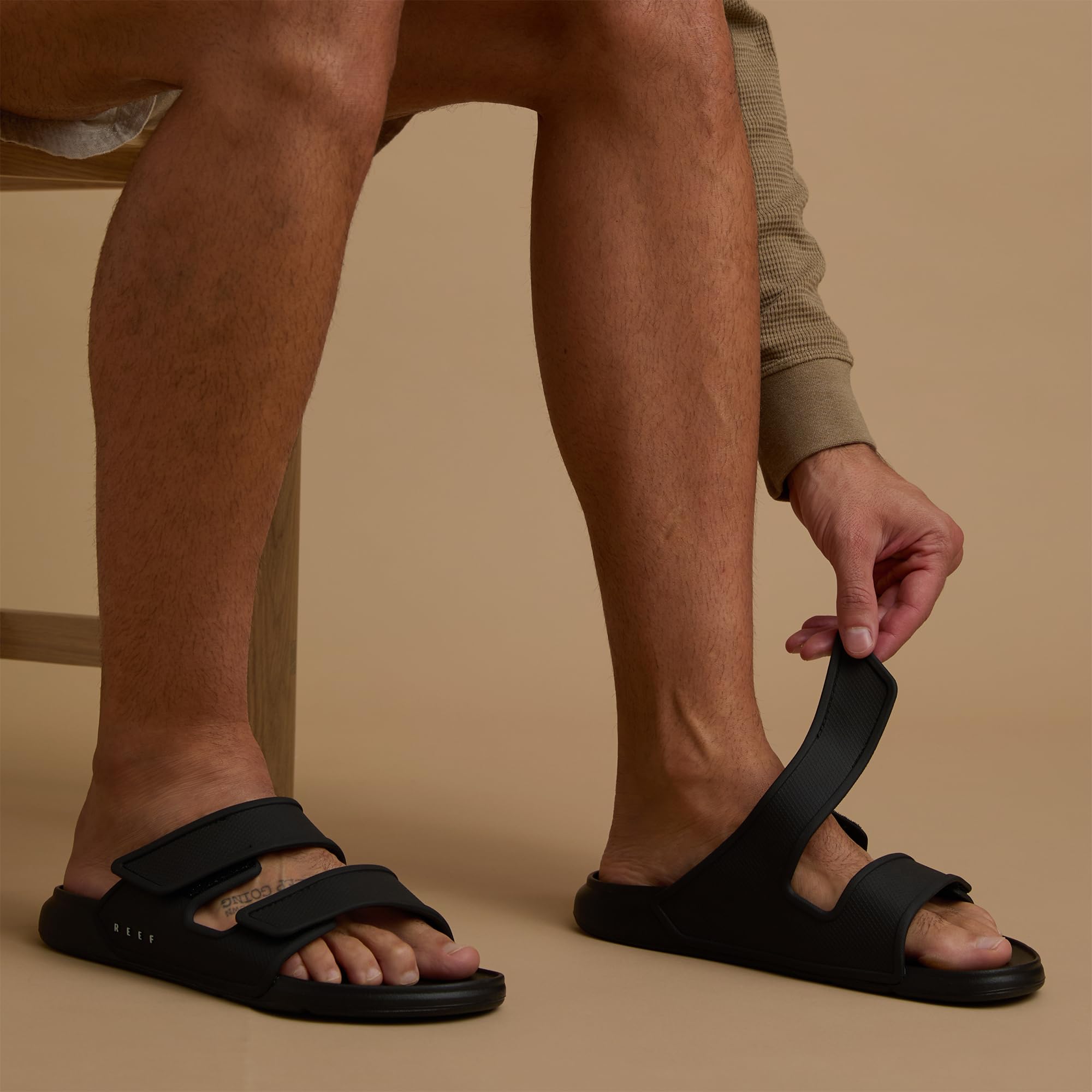 Reef Oasis Adapt Mens Sandal Cookies and Cream 8