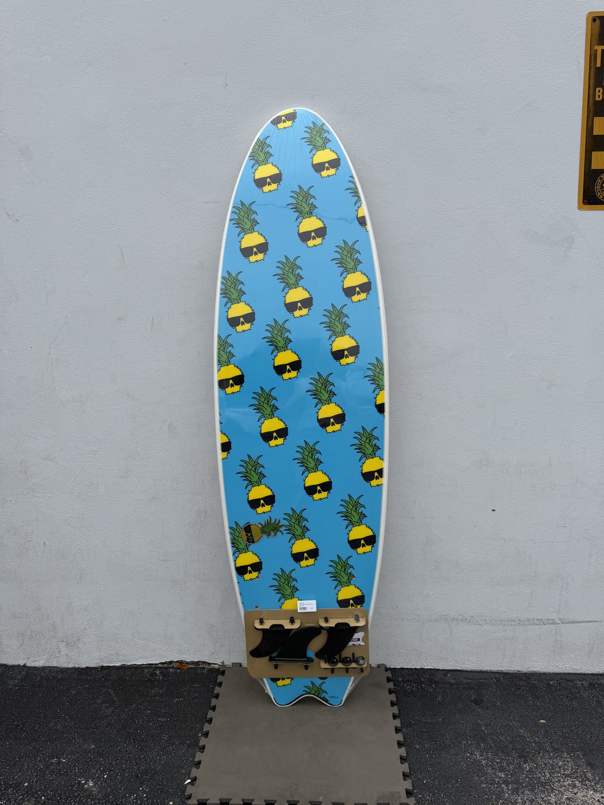 Wave Bandit Performer Soft Surfboard | Tri-Fin Softop