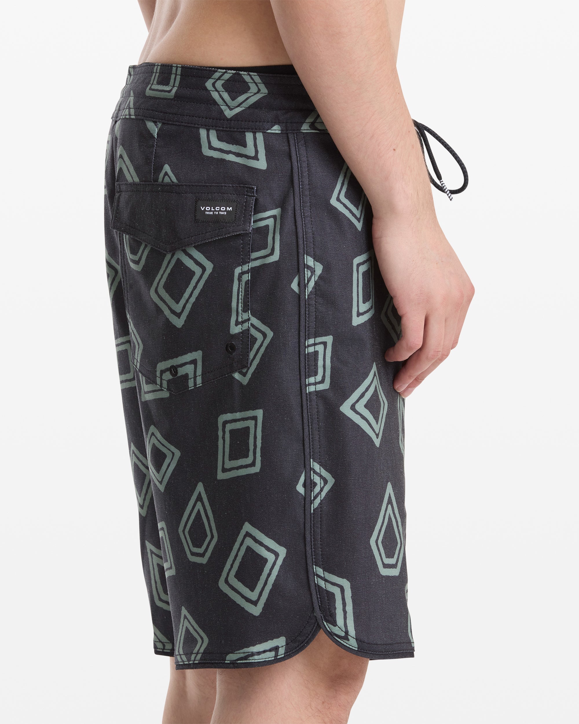 VOLCOM CONTACT SCALLOP STNY 19 BLK-BLACK 36