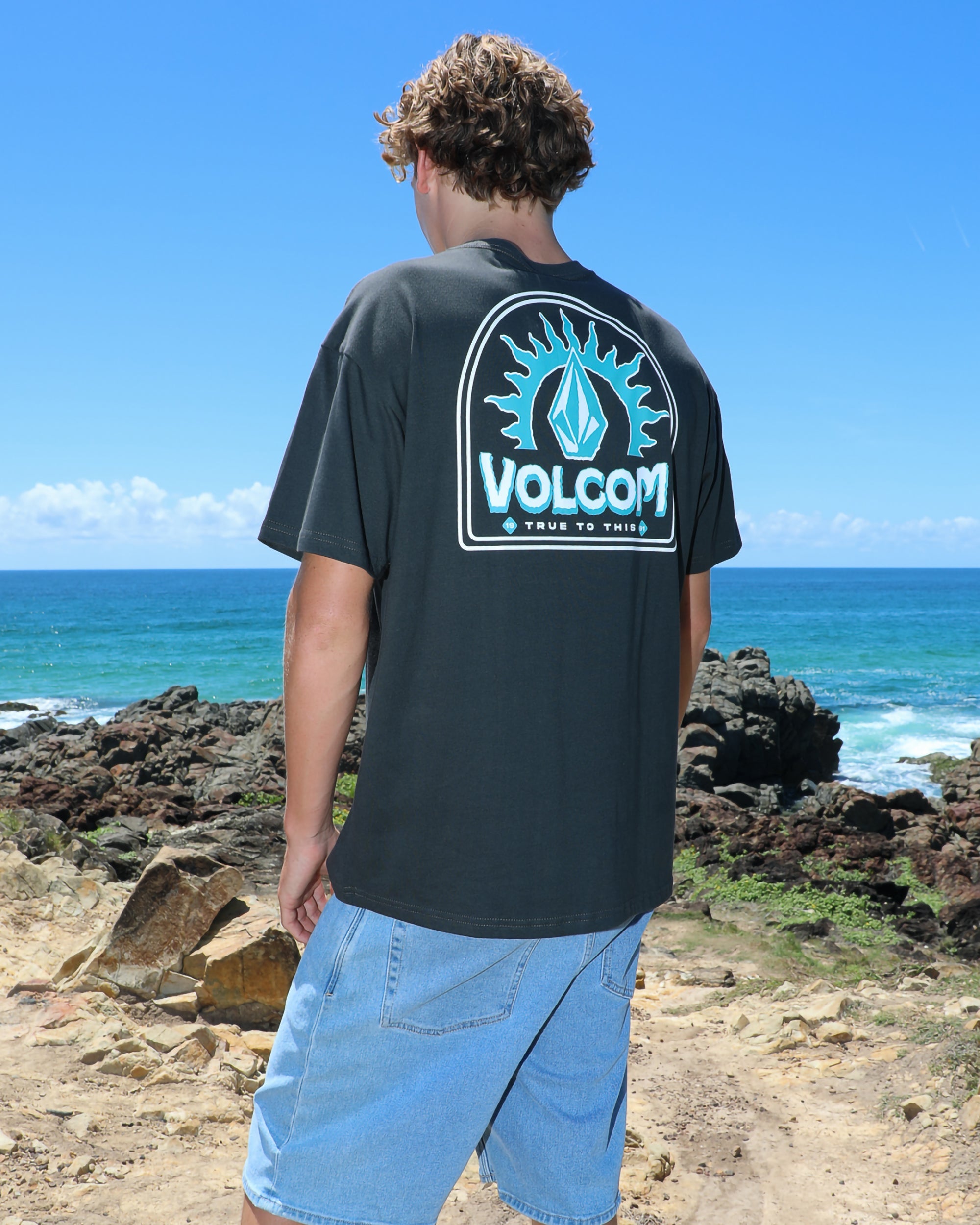 VOLCOM SOLSTICE SS TEE WBH-WASHED BLACK XXL