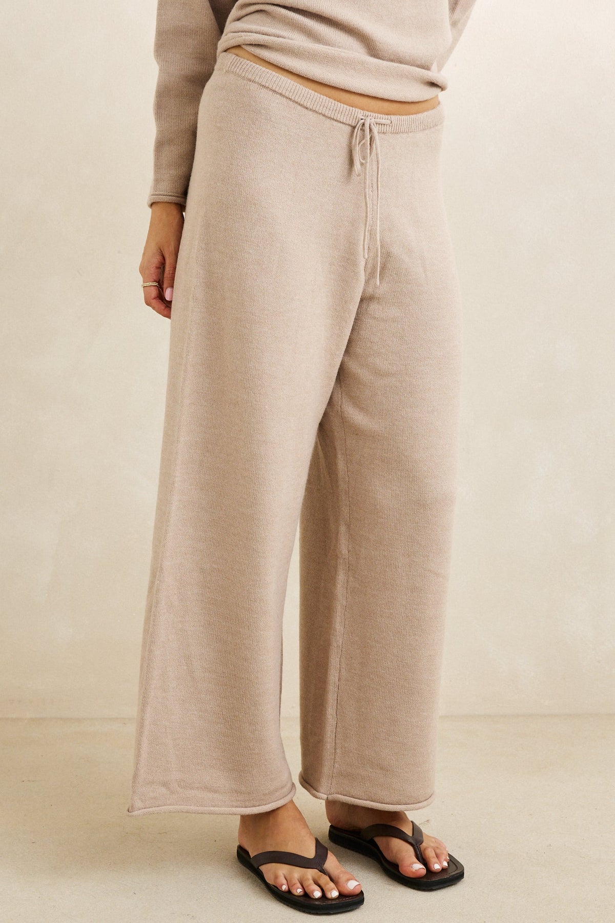 Rhythm Willa Rolled Hem Knit Pant Taupe 08