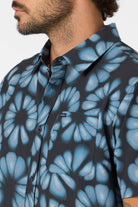 O'Neill Trvlr Perf Print Stnd SS Shirt BLK XXL