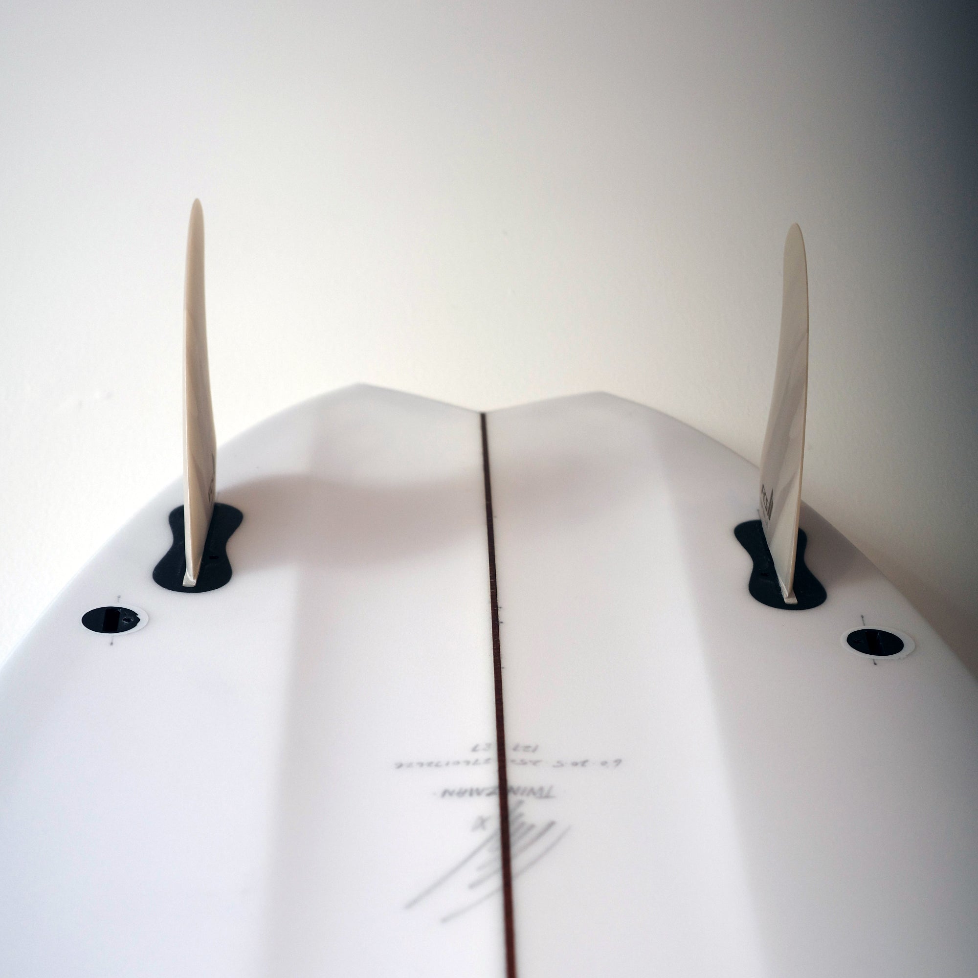 FCS 2 Album Laminar Twin Fin Set White-Gold L-XL