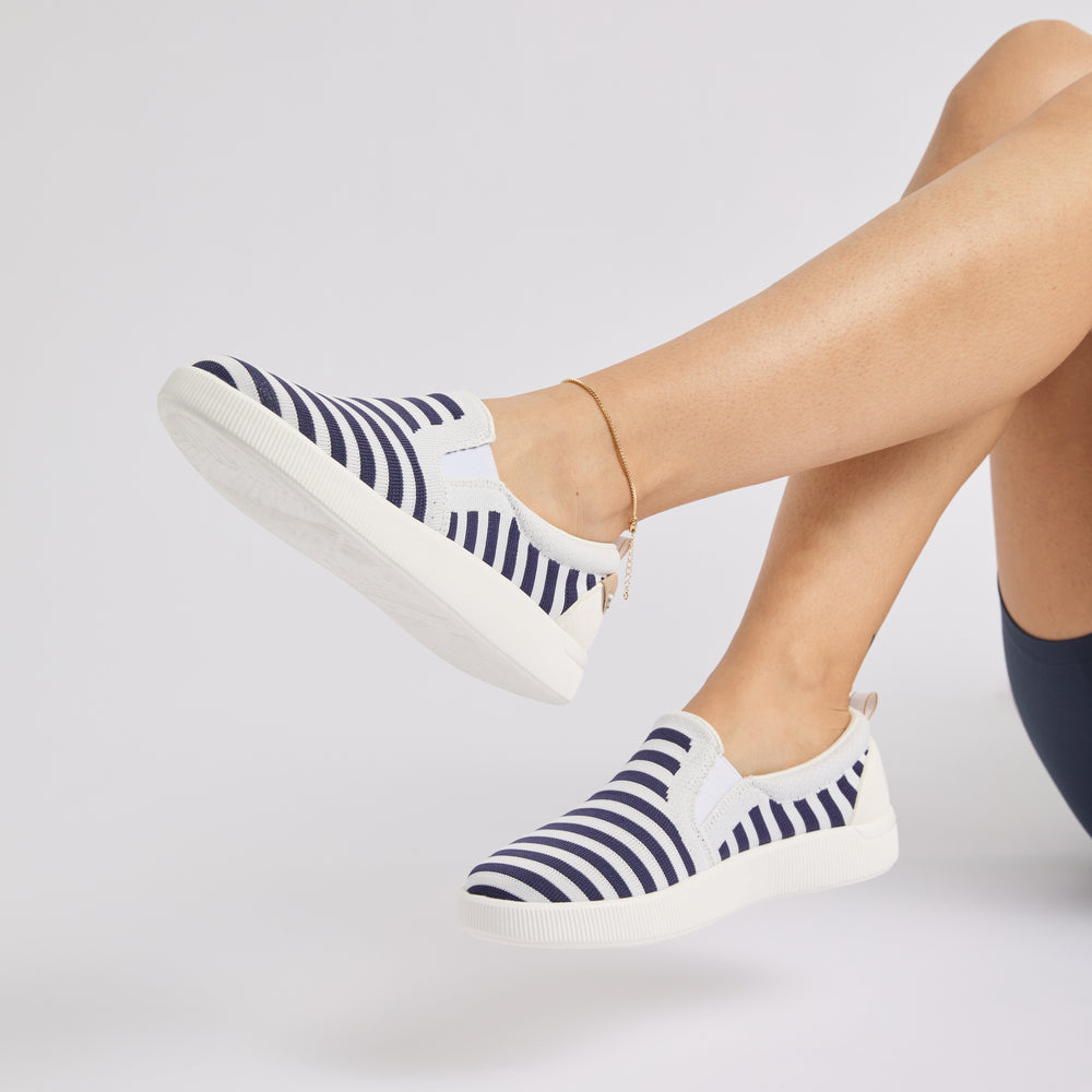 Reef Neptune Elyse Womens Shoe Navy-White Stripe 9