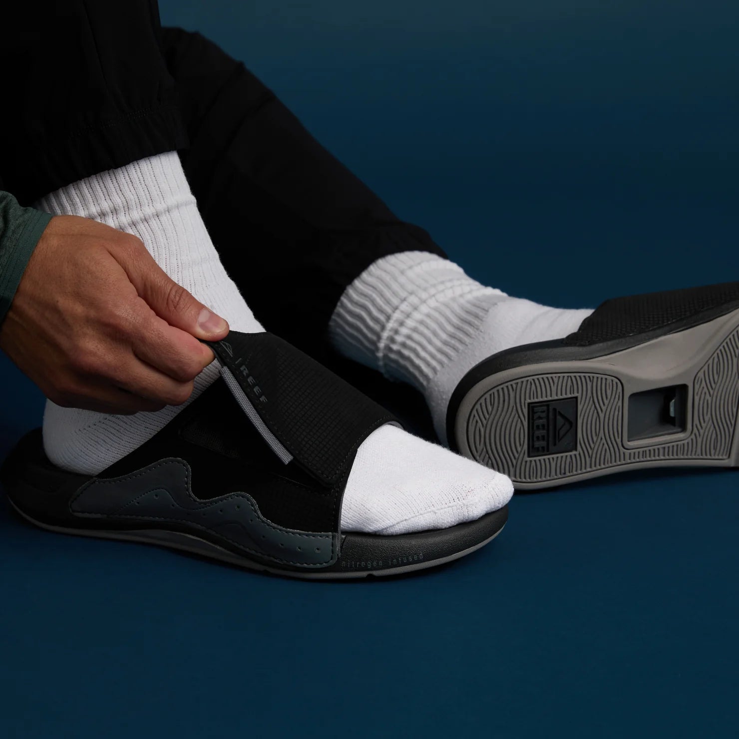Reef Cruiser Slide Mens Sandal Black-Grey 7