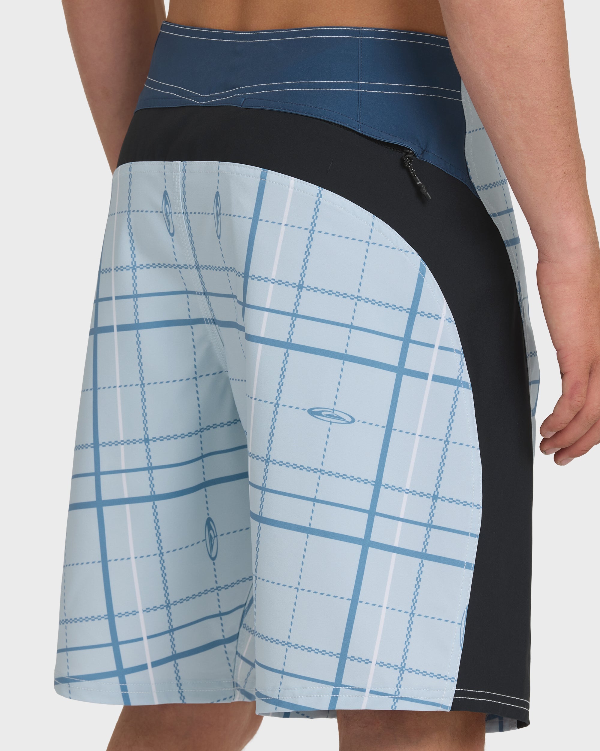QUIKSILVER CHANNEL 21 BOARDSHORTS SWY-SKYWAY 32