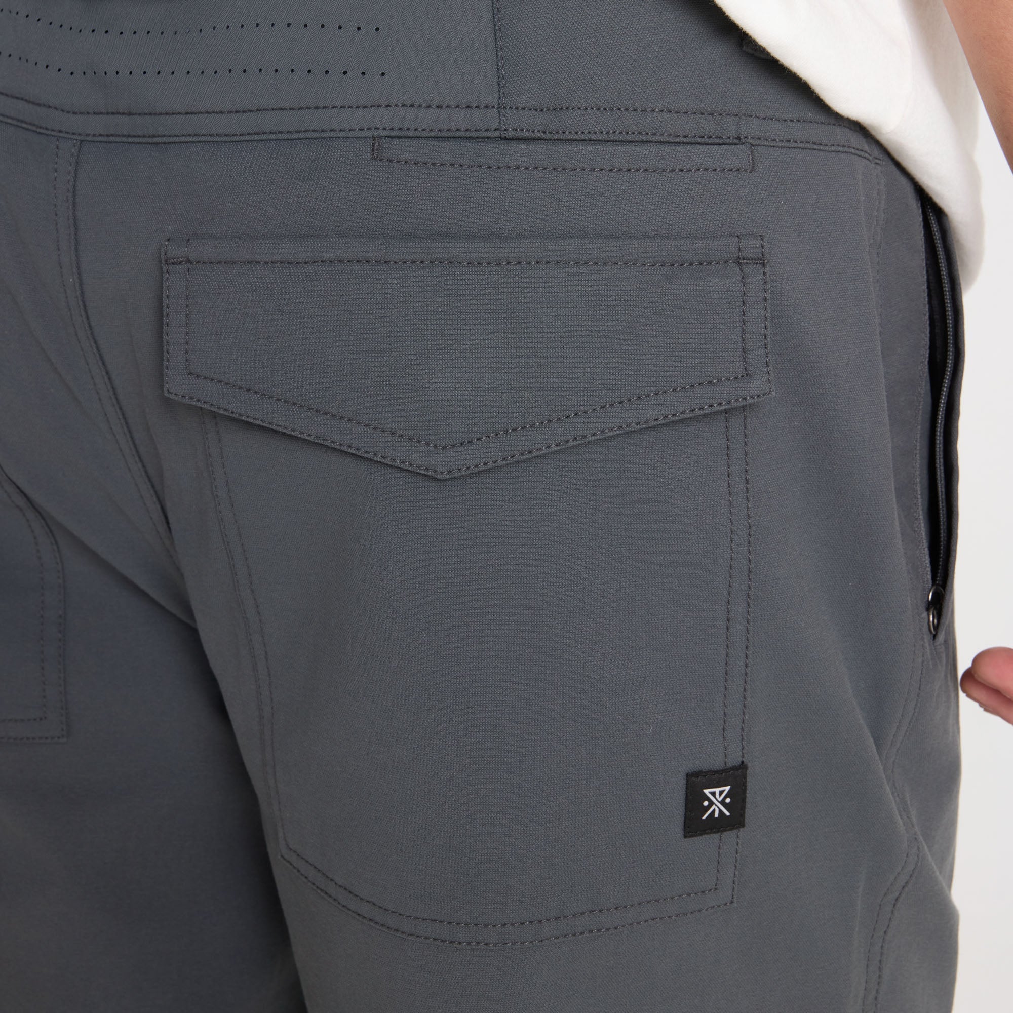 ROARK LAYOVER PRO TRAVELER PANT CHA-CHARCOAL M
