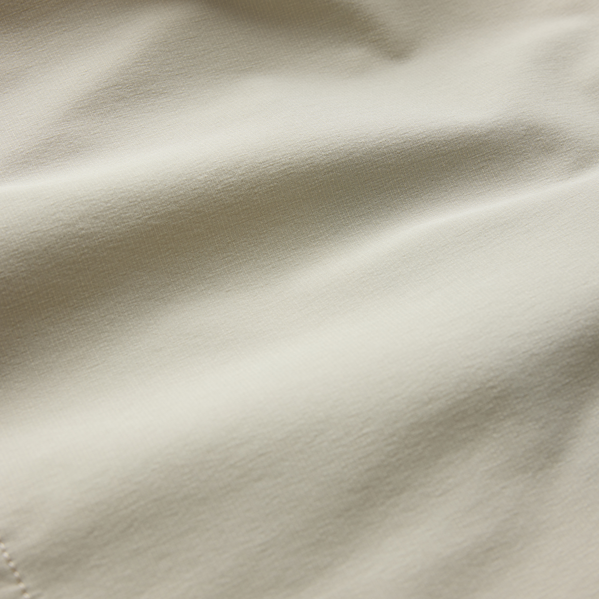 Roark Hytide Hybrid Short Sand 38