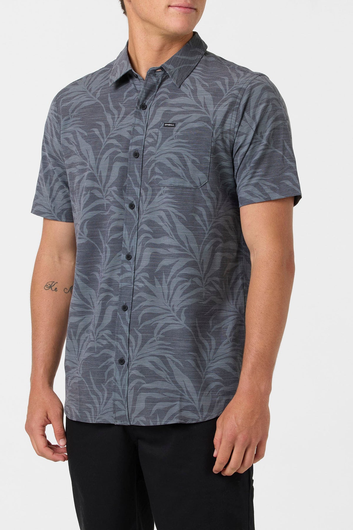 O'NEILL UPF SLUB RELAXED SS WVN SHIRT BLK3 L