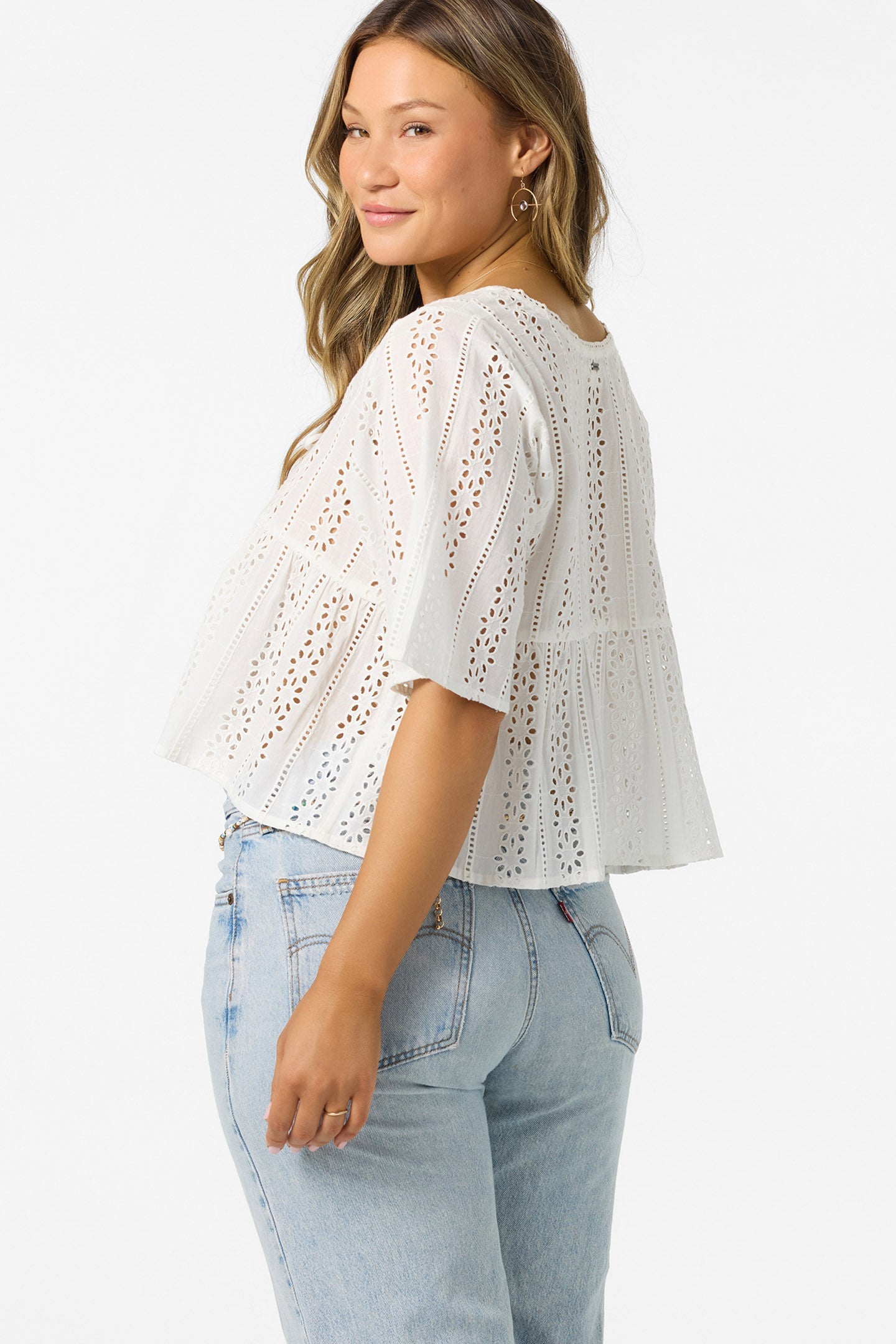 O'NEILL LONI EYELET TOP WHT L