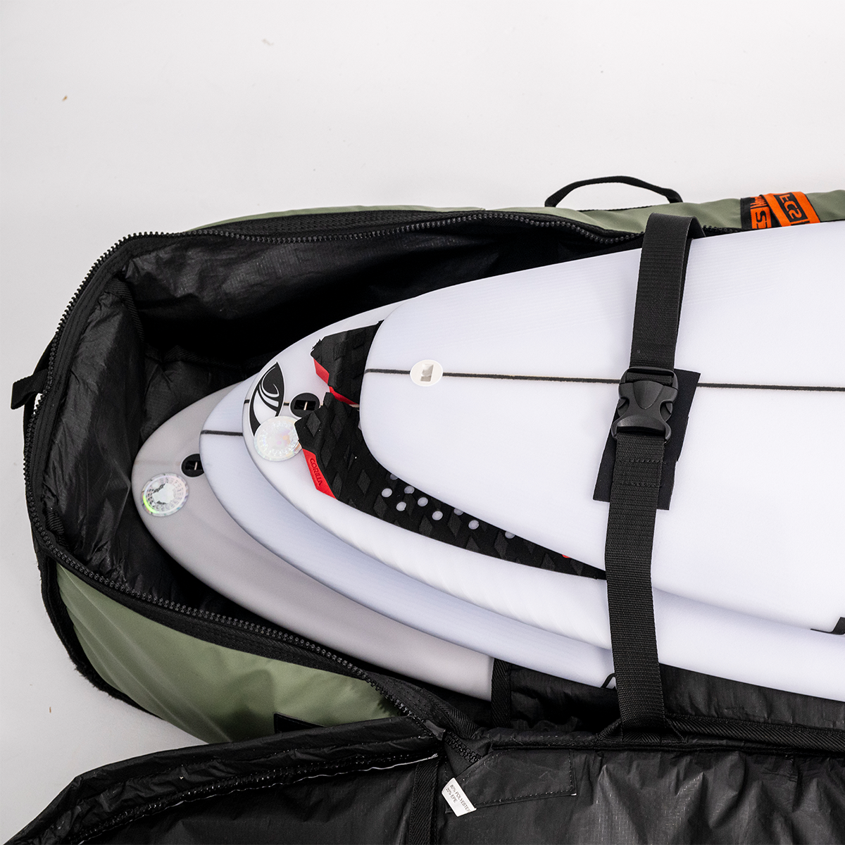 FCS Travel 2 Shortboard-Fish Boardbag Alpine 6ft7in