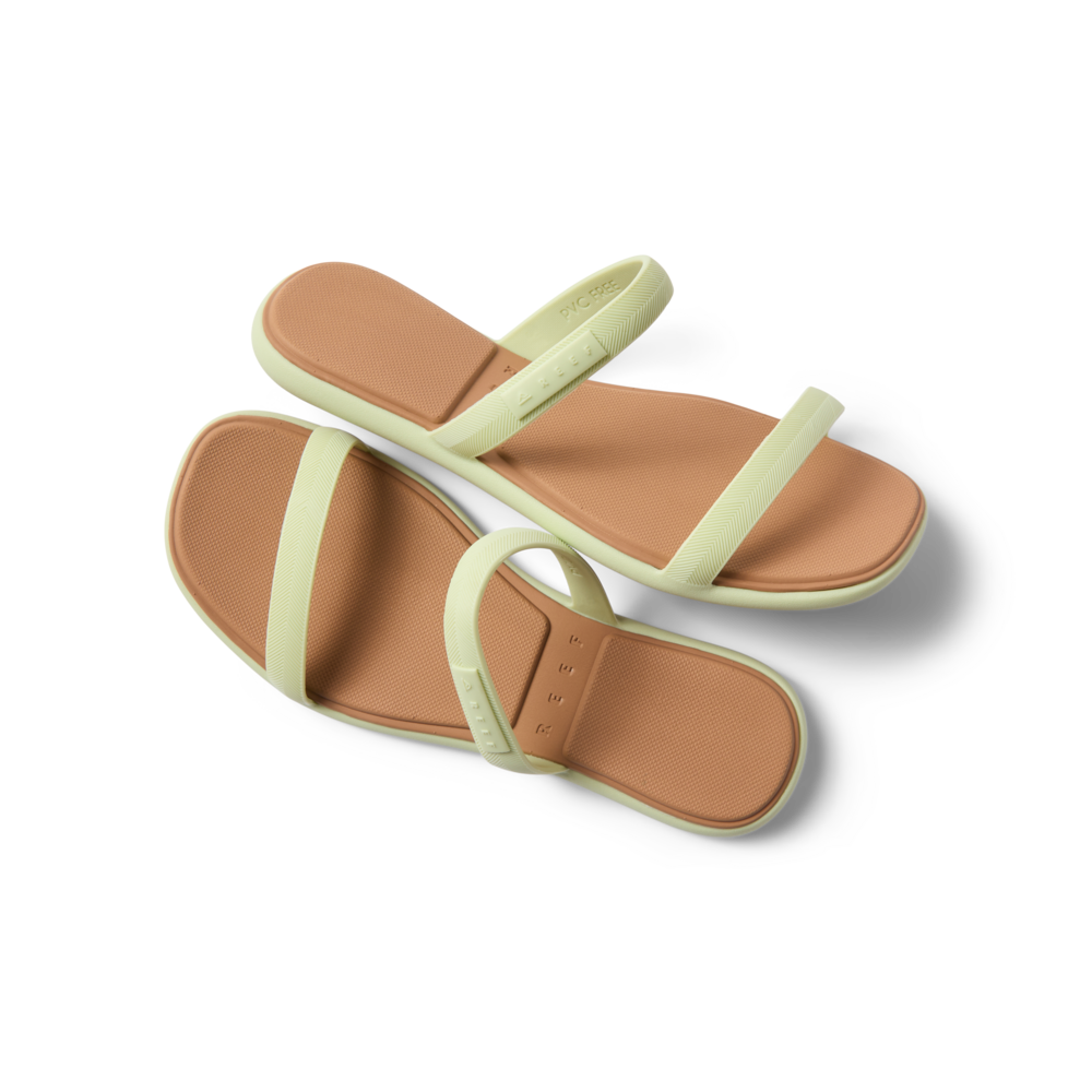 Reef Water Willow Marina Womens Sandal Aloe Wash 8