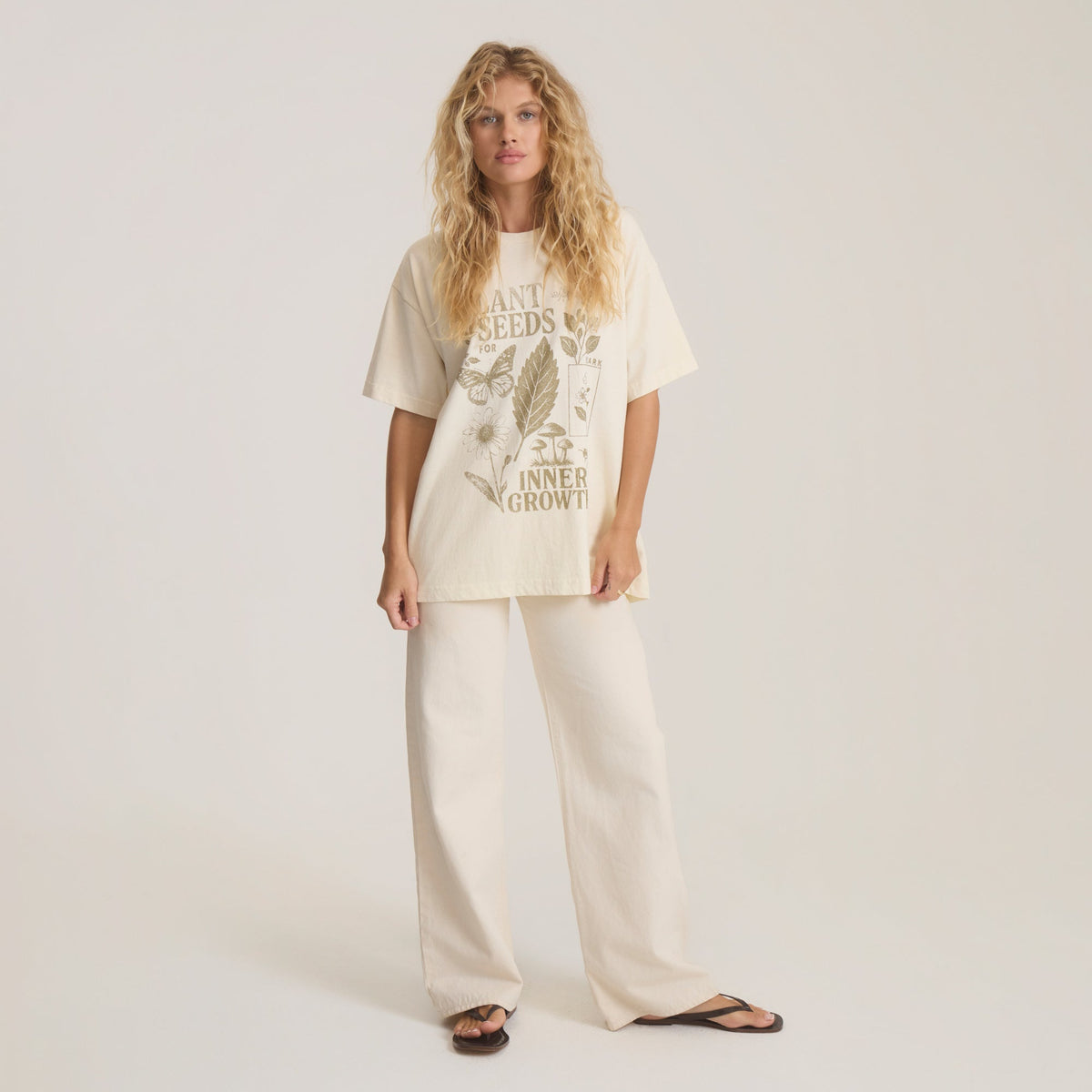 Roark Plant Seeds Oversized Tee Shirt Bone XS