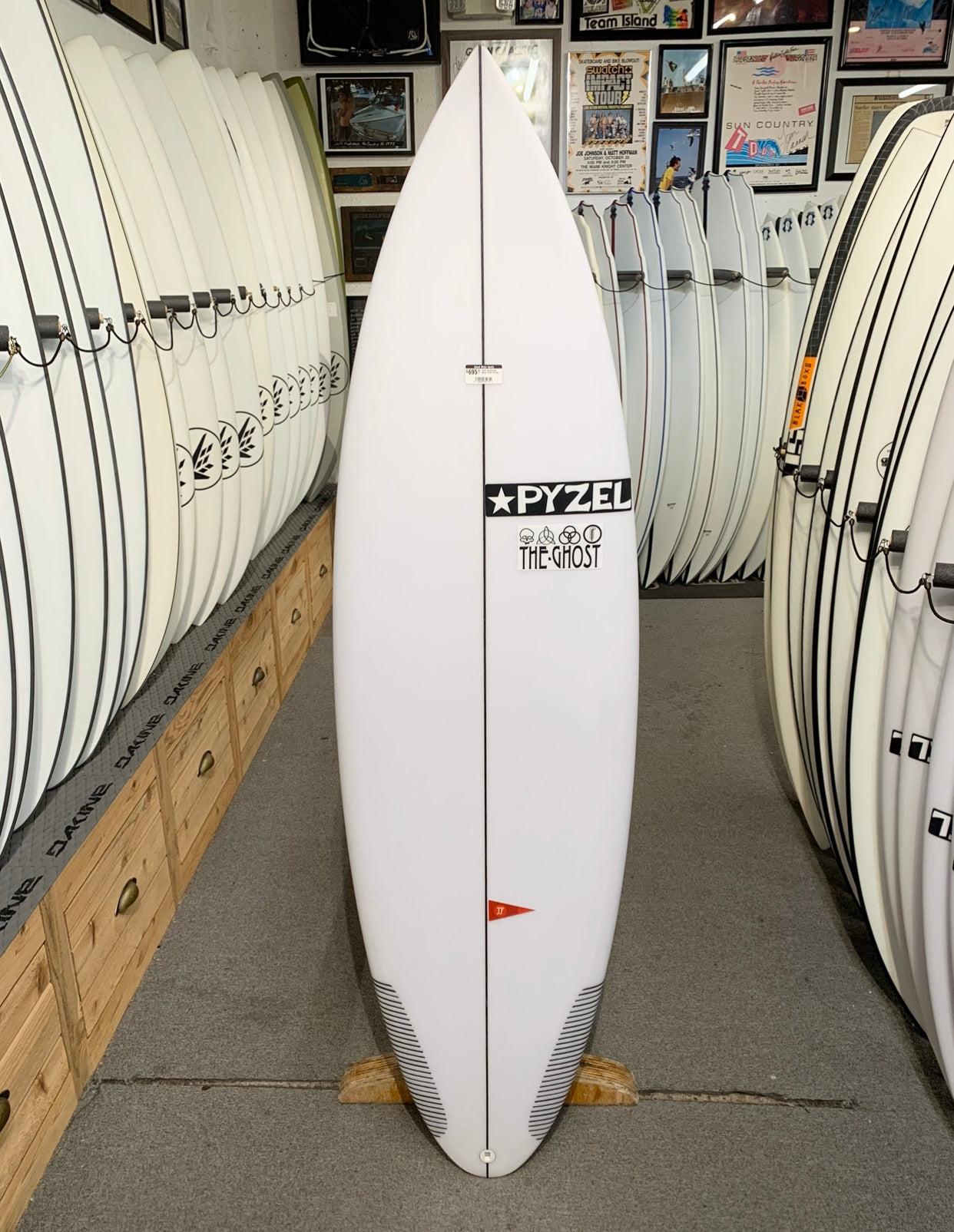 Pyzel Surfboards Ghost 5-Fin FCS2 6ft1in