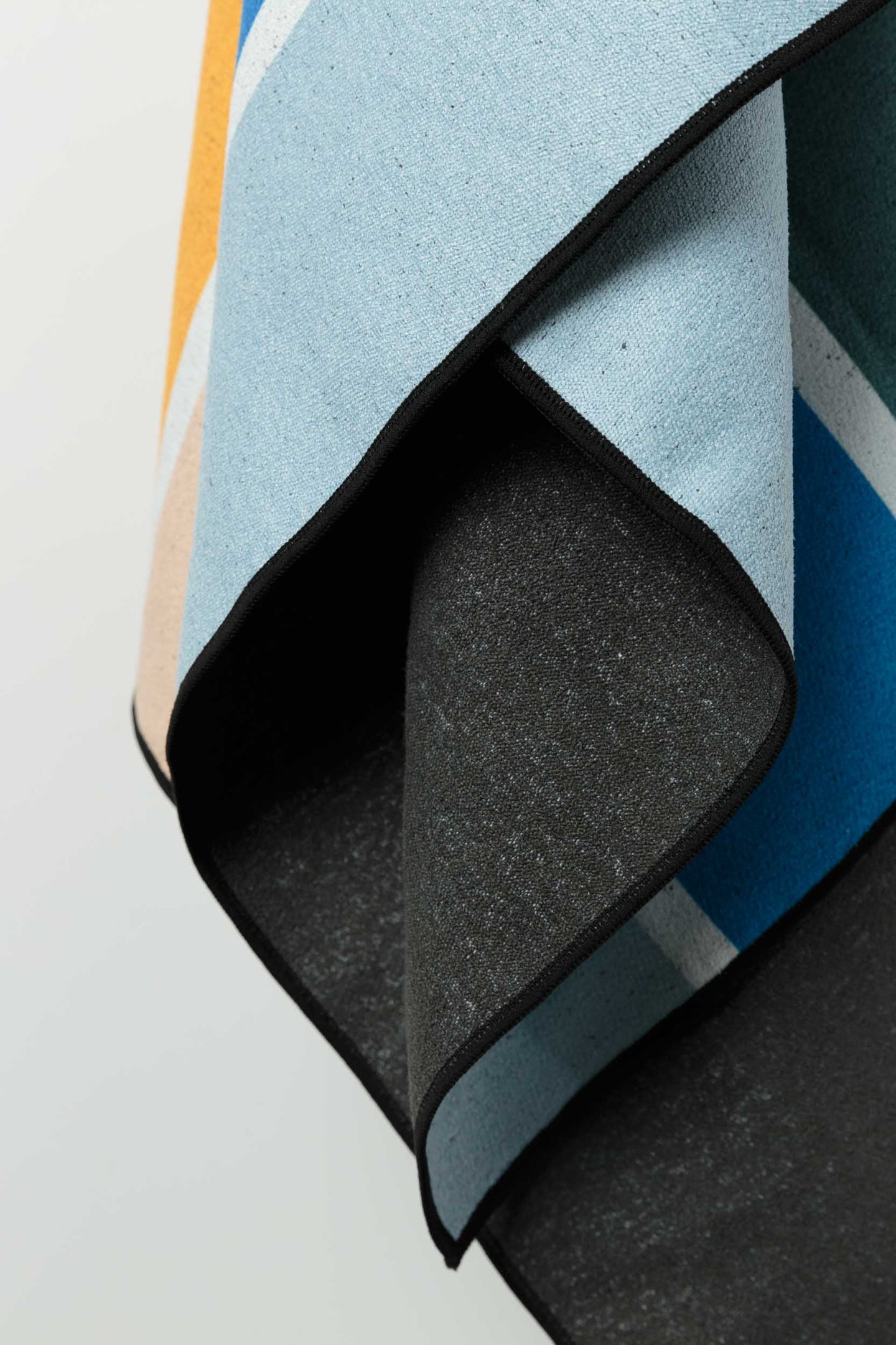 Nomadix Beach Towel StripesRetro 30x72.5