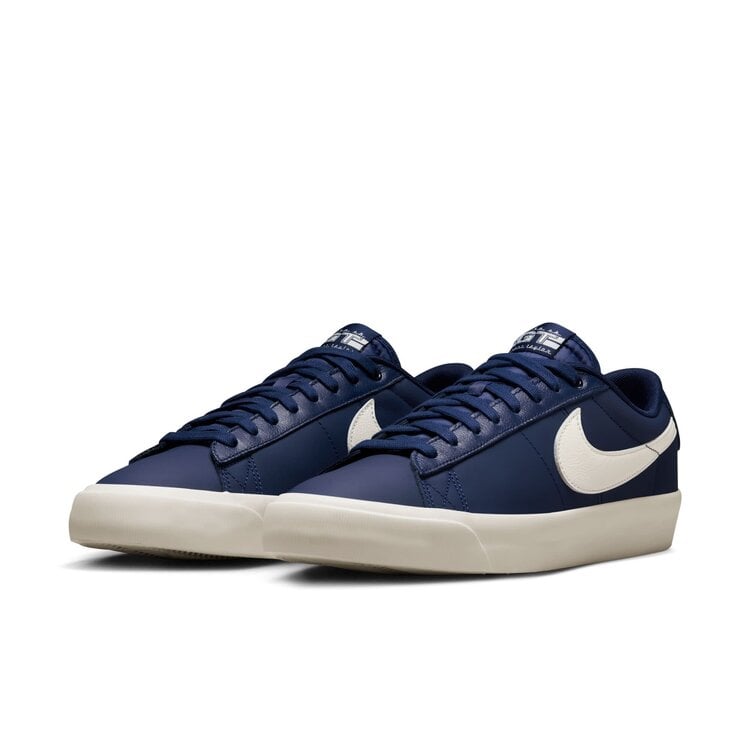 Nike SB Zoom Blazer Low Pro GT 400-BlueVoid/Sail 9