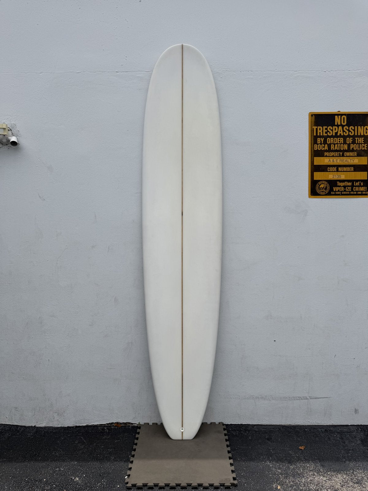 Blank No Label Surfboards assorted 8ft10in