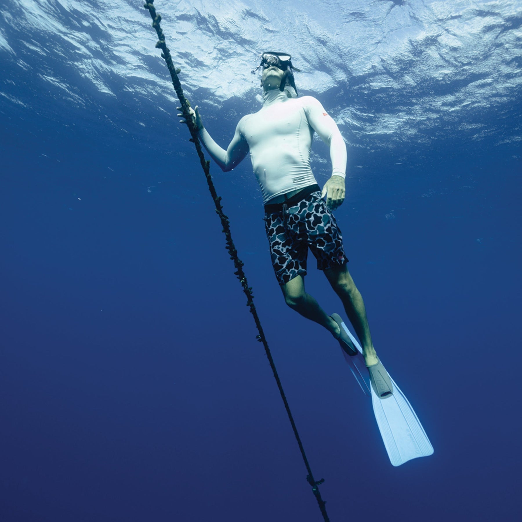 Florence Marine X Long Sleeve Utility Pocket Hooded Rashguard SIL XL