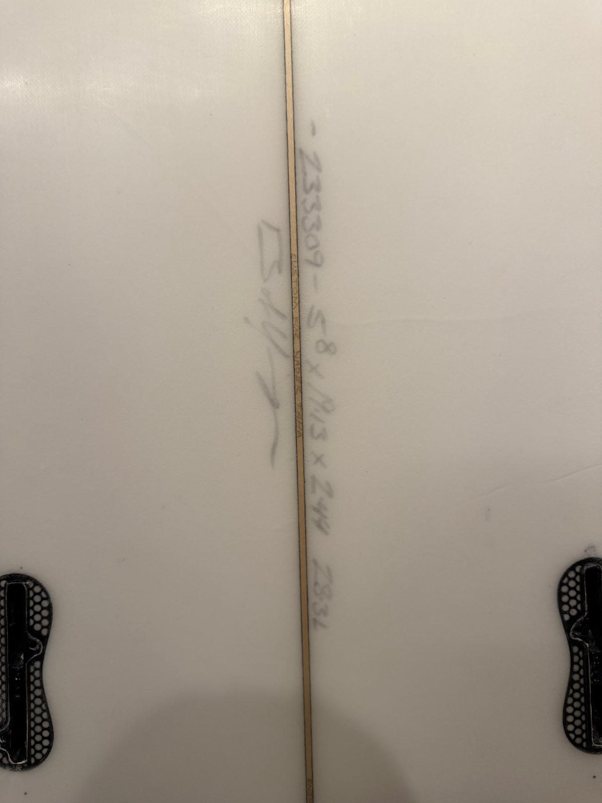 5ft8in Yinger Consignment - Taha
