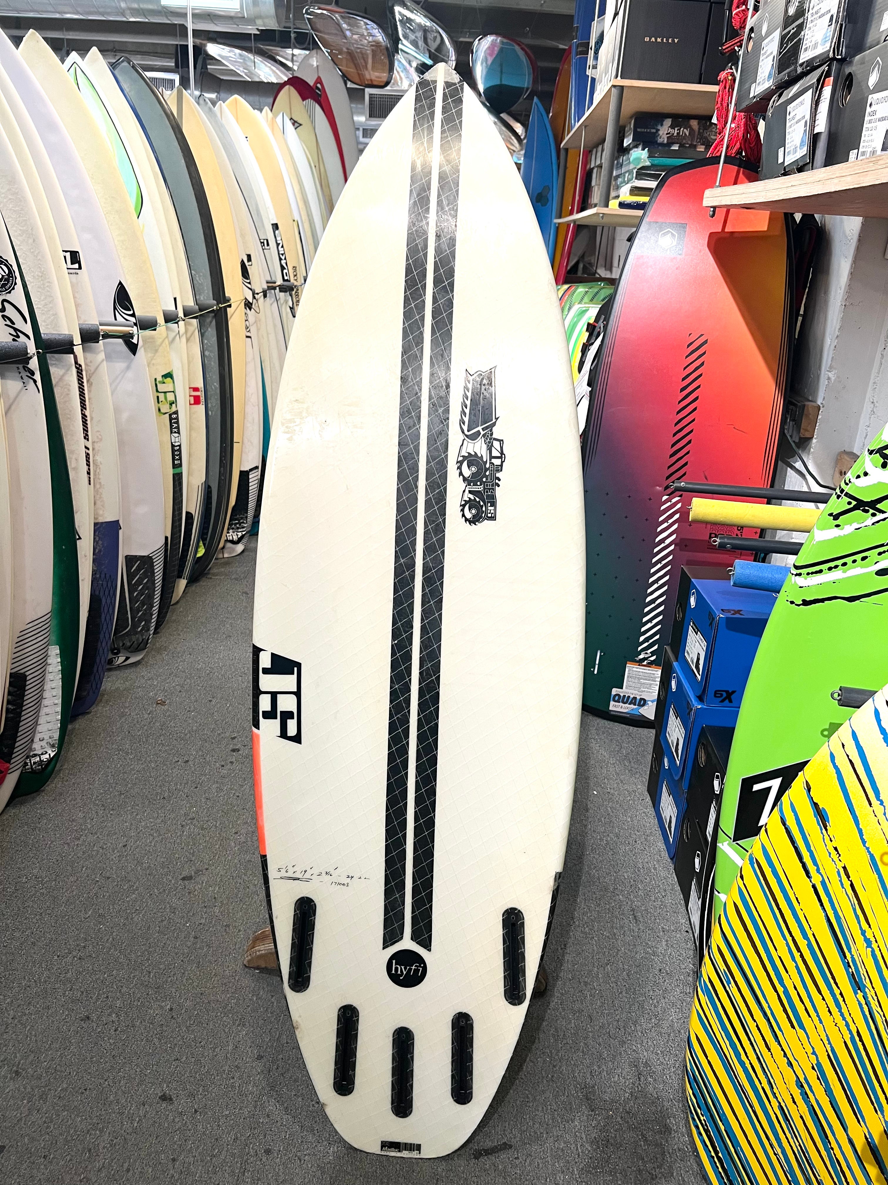 5ft6in JS Black Box 2 Used