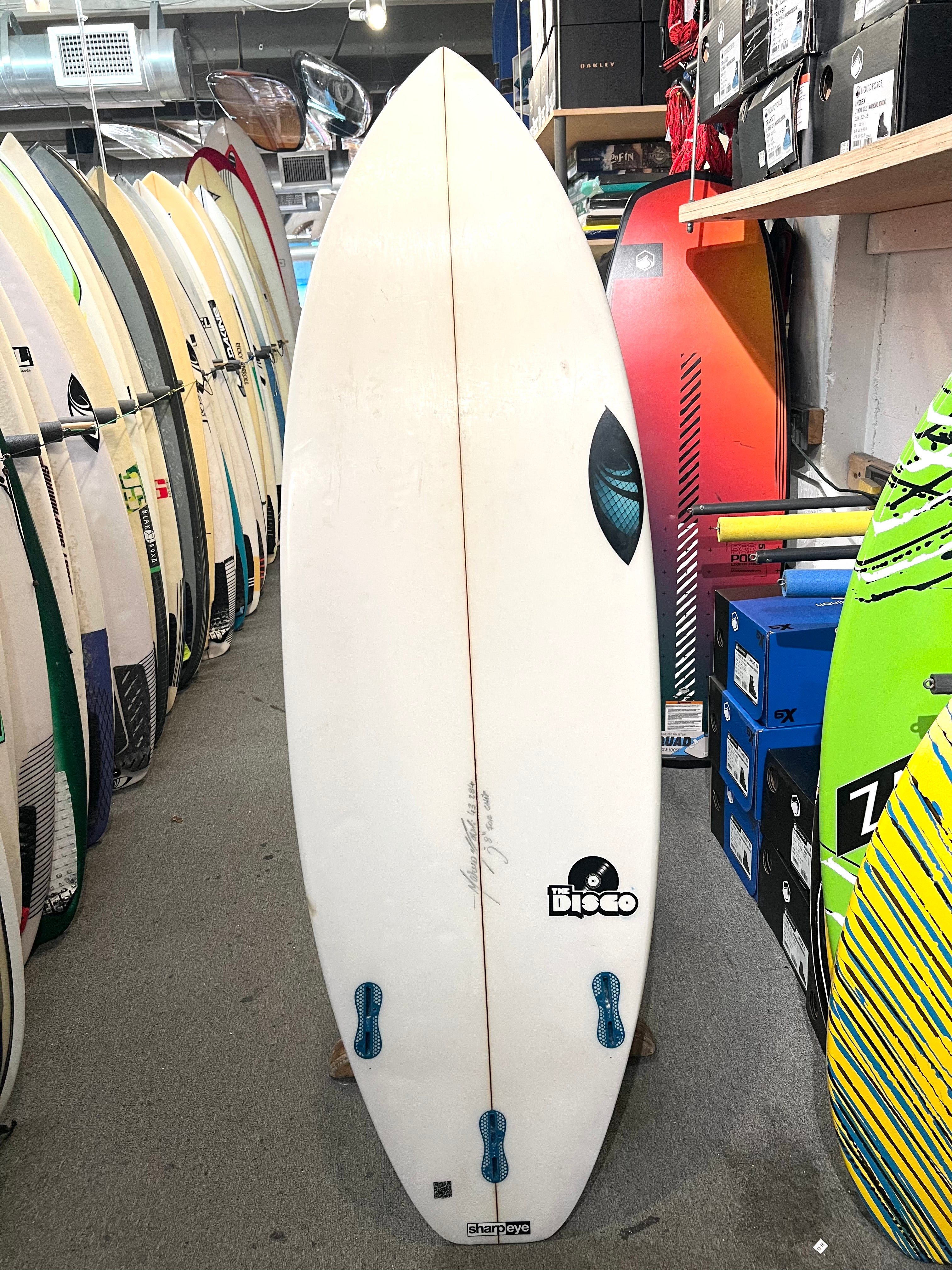 5ft8in Sharp Eye Disco Consignment