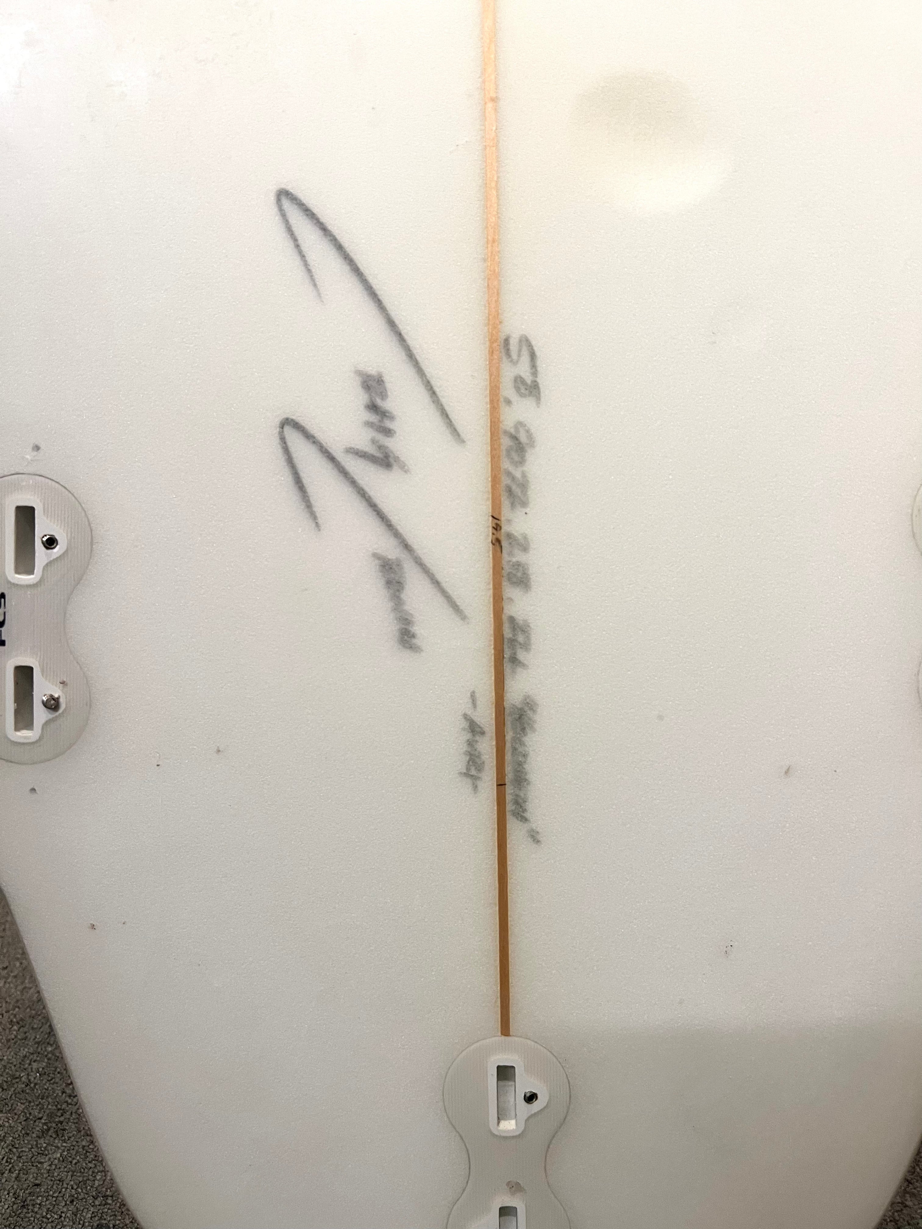 5ft8in Cronin Consignment