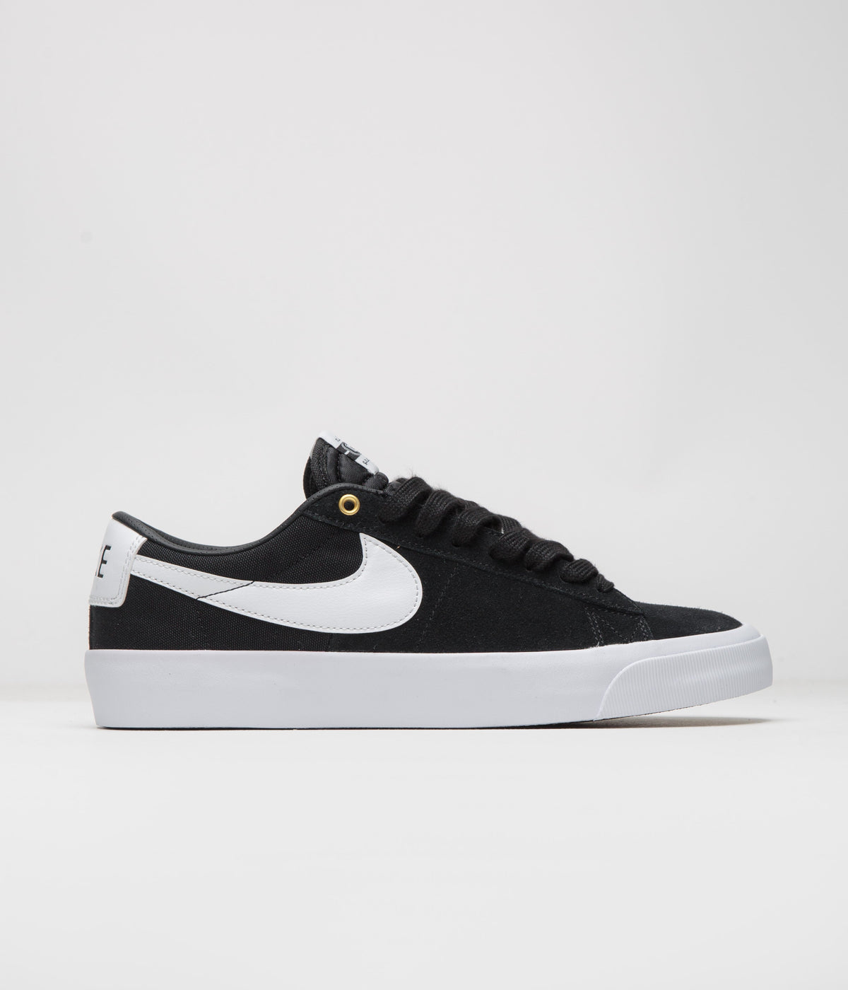 Nike SB Zoom Blazer Low Pro GT 002-Black/White 13