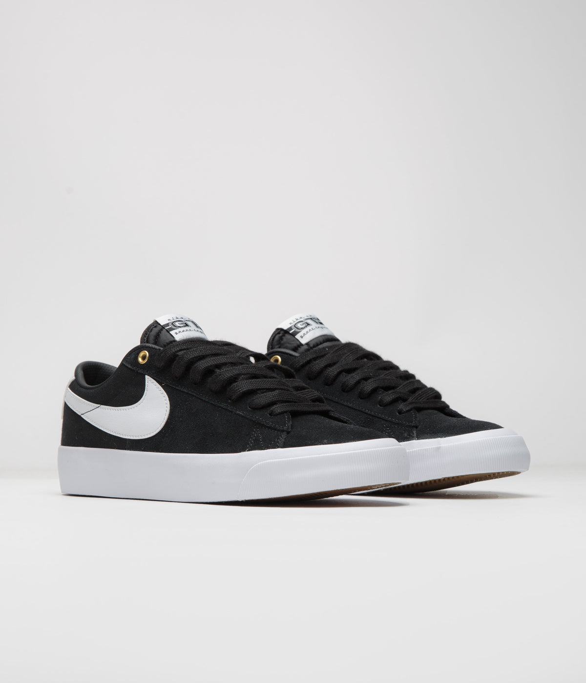 Nike SB Zoom Blazer Low Pro GT 002-Black/White 13