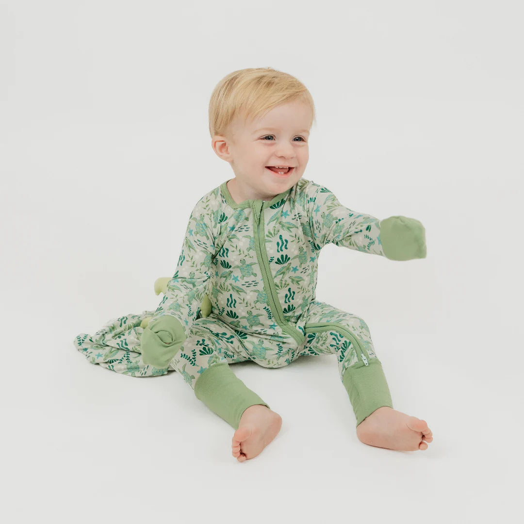 Emerson Save the Sea Turtles Bamboo Convertible Pajamas  Green 0-3M