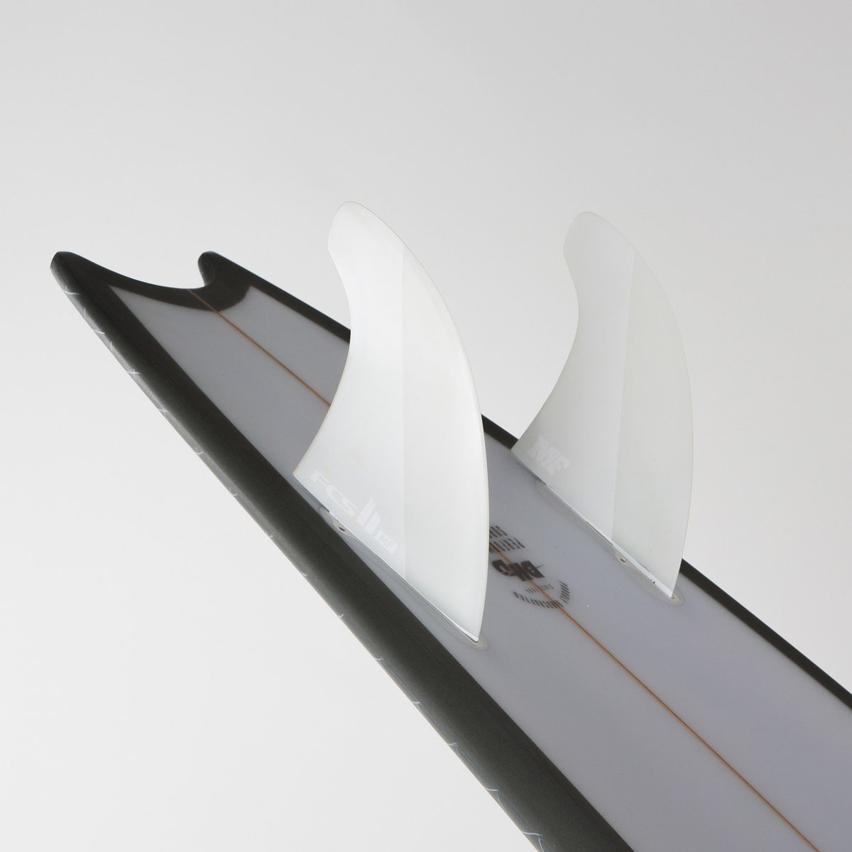 FCS 2 MF PC Twin+1 Fin Set White XLarge | Island Water Sports