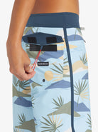 Quiksilver Surfsilk Scallop 19" Boardshort BGC7 30