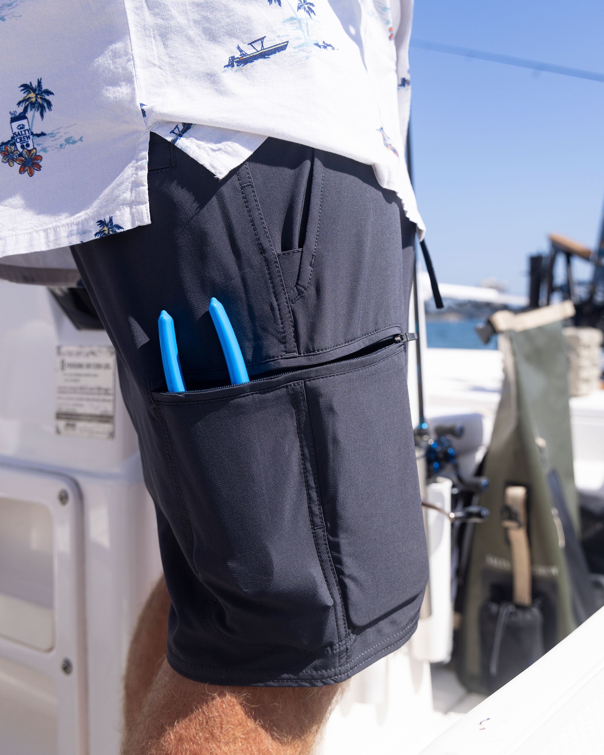 Salty Crew Transom Tech Short Phantom 44