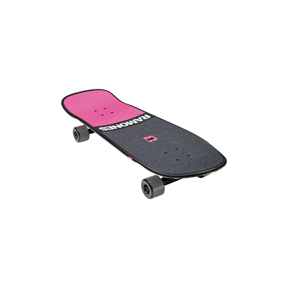 Globe Aperture Complete Skateboard Ramones/Hey Ho 31
