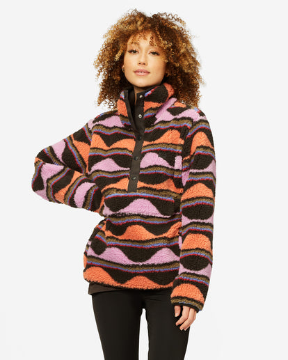 Women's Switchback Pullover.