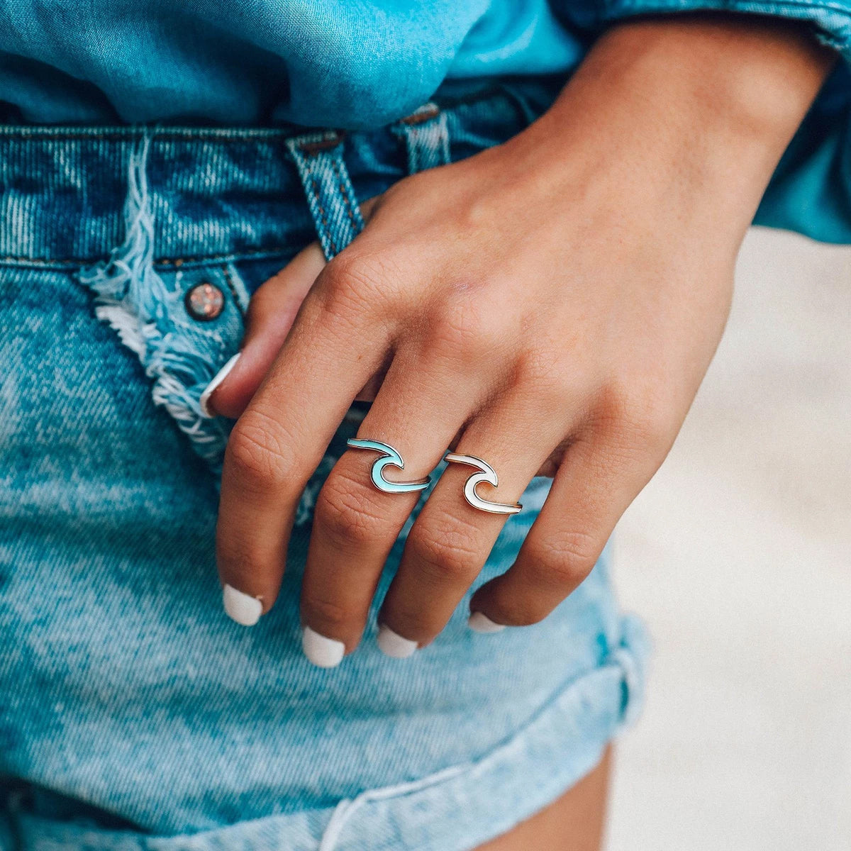 Puravida Enamel Wave Ring.